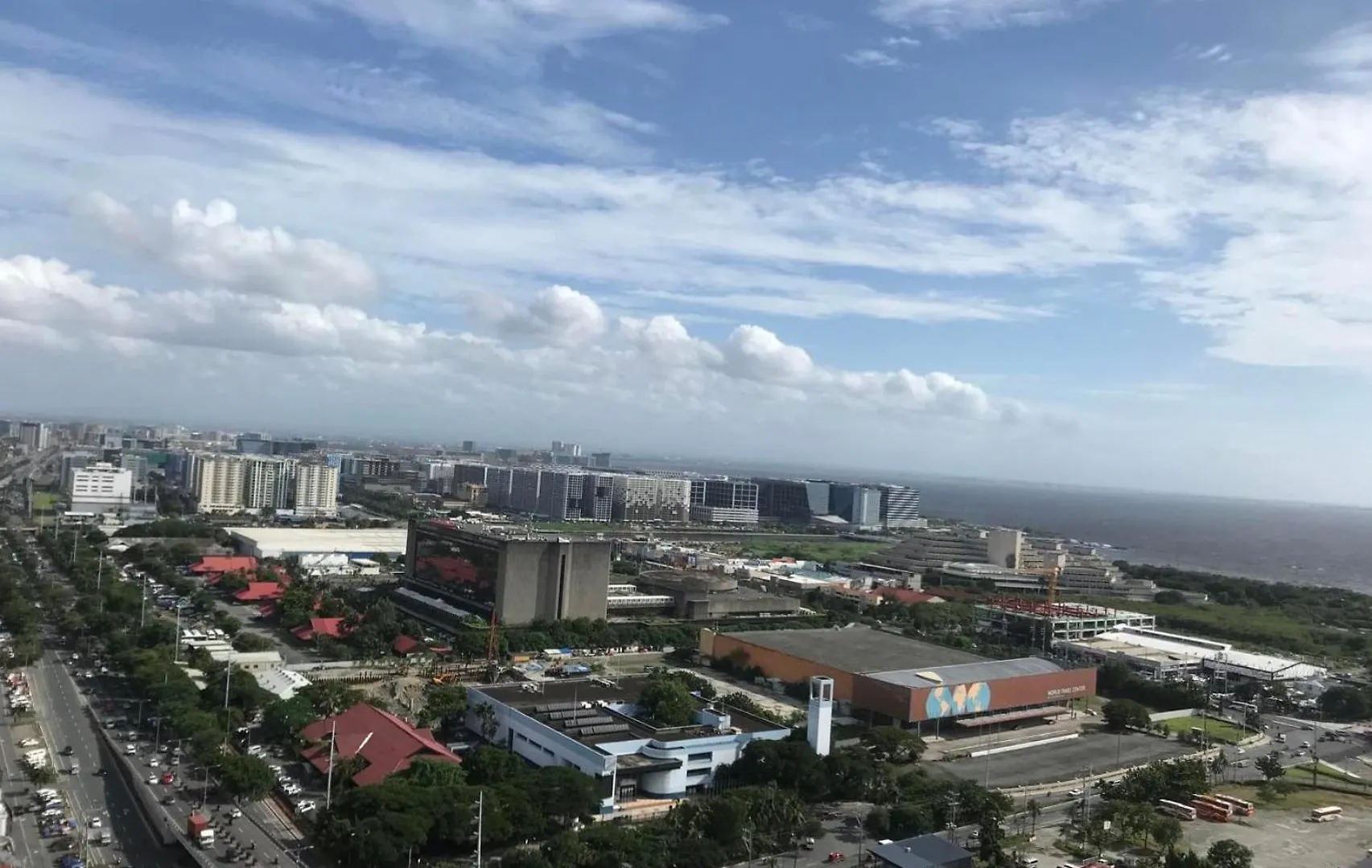 Coast Residence Seaview Balcony&Wifi Near Moa Naia 1524 Apartment Manila