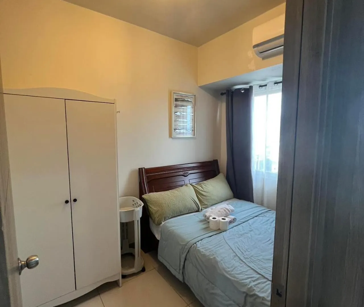 Coast Residence Seaview Balcony&Wifi Near Moa Naia 1524 Manila